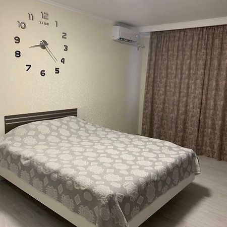 Apartments On Priportovaya,35 Cserkaszi Kültér fotó