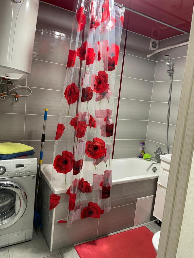 Apartments On Priportovaya,35 Cserkaszi Kültér fotó